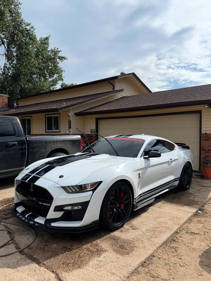 GT500, white