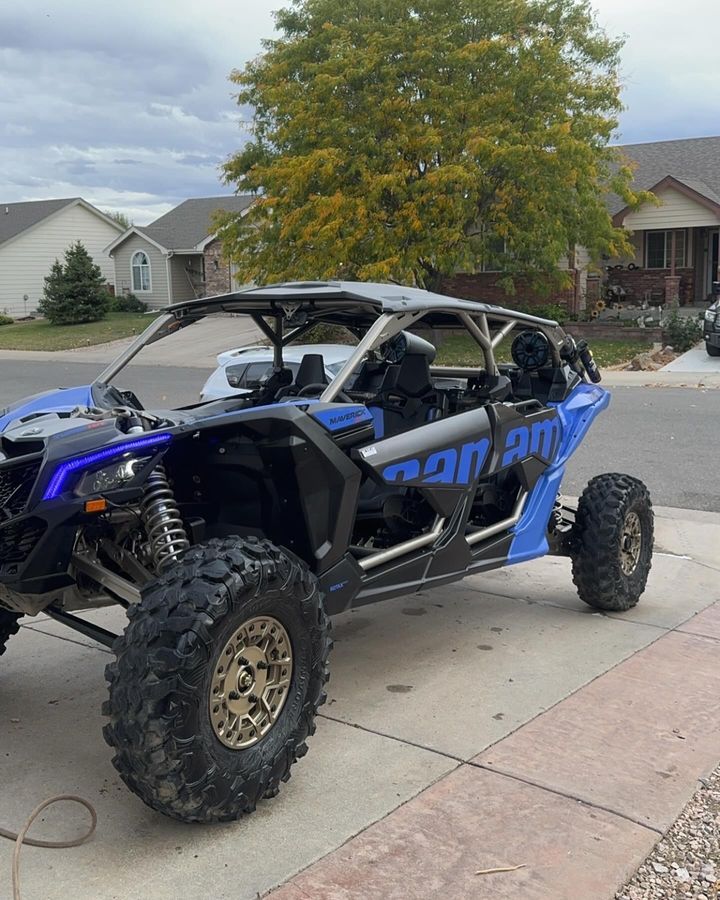 Can-Am, blue